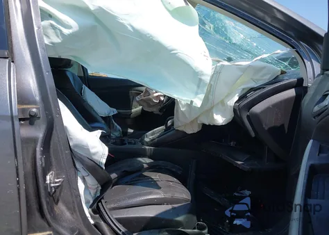 2013 Ford Focus Se from USA, damaged, VIN 1FADP3K26DL152727